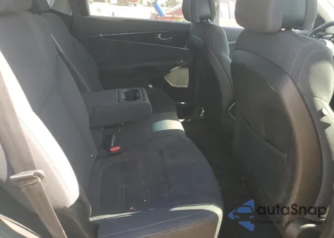 2016 Kia Sorento Lx from USA, damaged, VIN 5XYPG4A5XGG110490